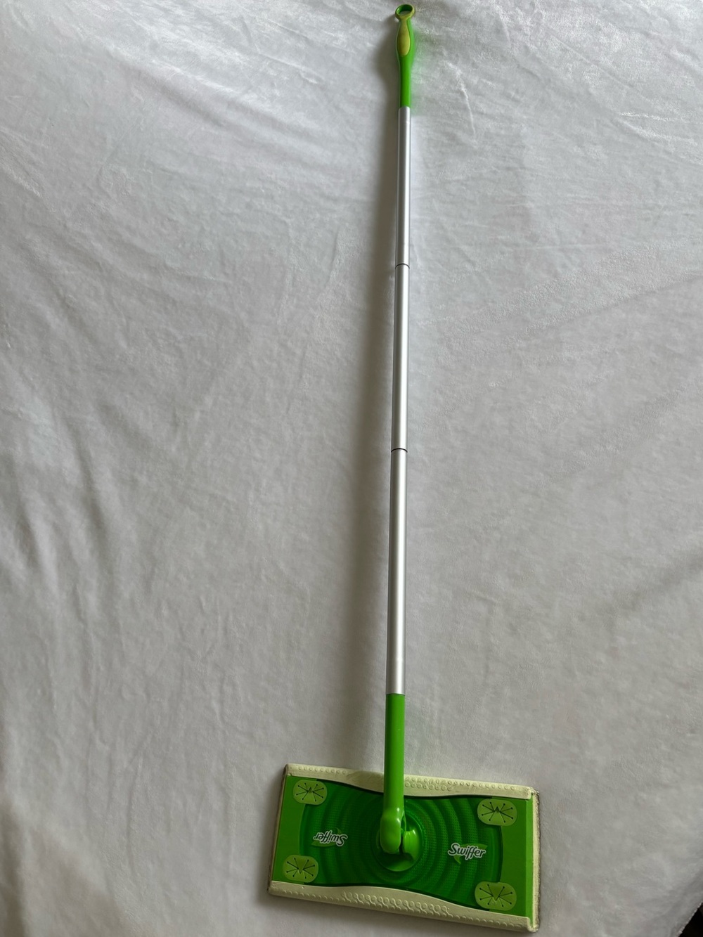Swiffer sweep & mop